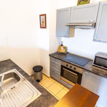 Kazinczy 52 B Apartment Budapest Luaran gambar